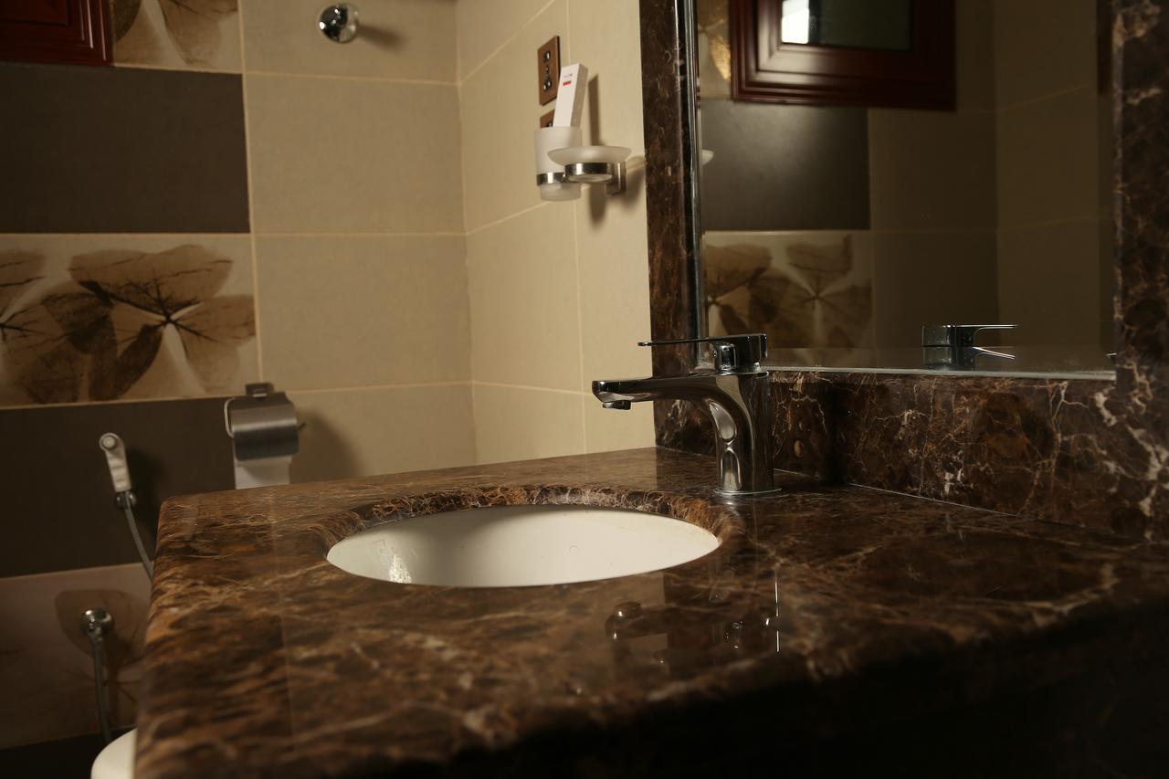 Dar Hashim Hotel Apartments - Al Morouj ริยาดห์ ภายนอก รูปภาพ