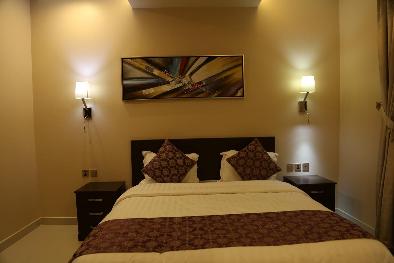 Dar Hashim Hotel Apartments - Al Morouj ริยาดห์ ภายนอก รูปภาพ
